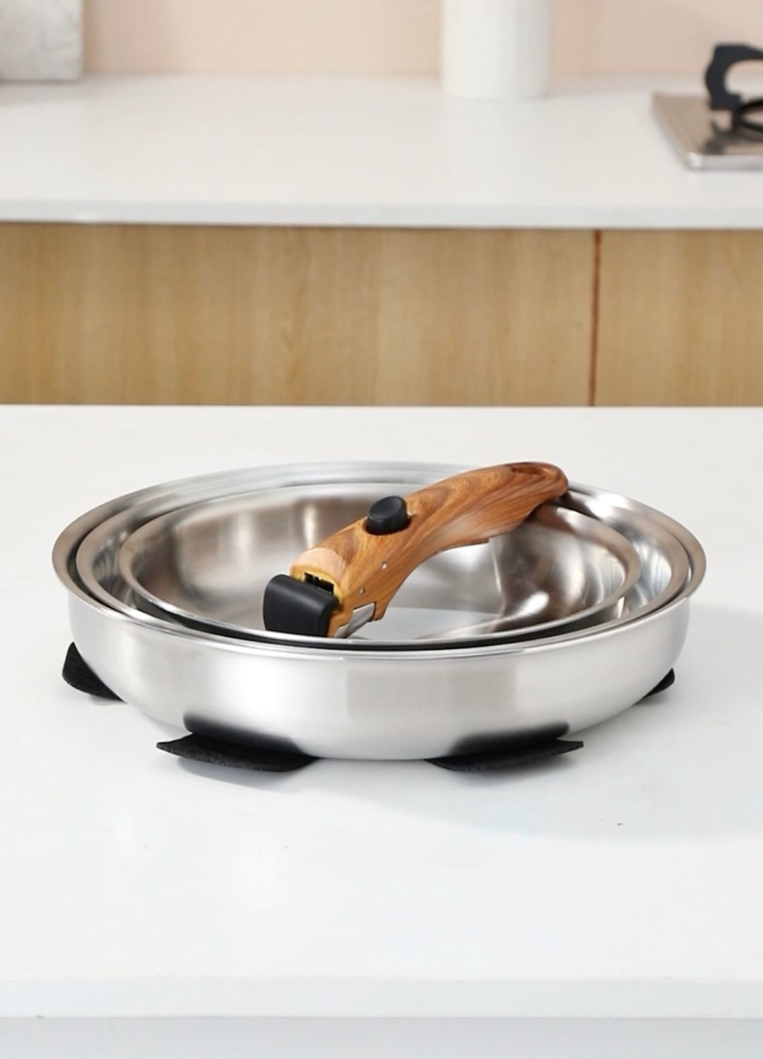 Pack de 3 poêles inox empilables avec poignée amovible