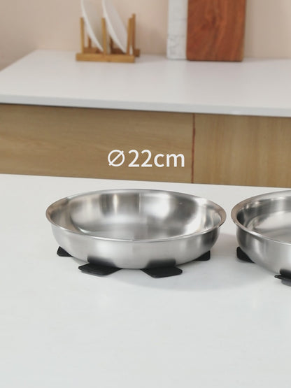 Rangement des poêles inox empilables avec poignée amovible